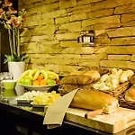 מלון Fletcher Restaurant Prinsen 3*