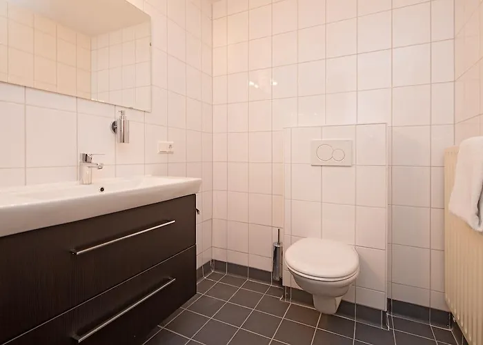 Fletcher Restaurant Prinsen מלון Vlijmen